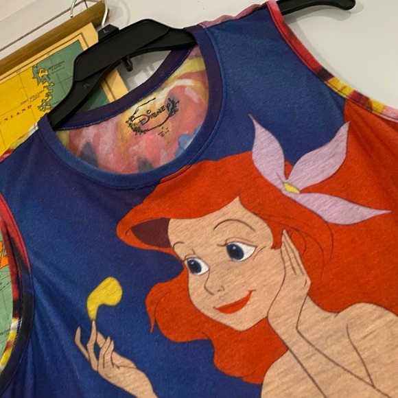 Disney Ariel Little Mermaid sleeveless top. Sz L. “He loves me and loves me not” - Picture 4 of 5